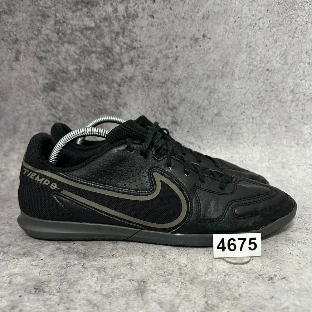 Nike Tiempo Legend 9 Club IC Mens 10.5 Black Indoor Soccer Shoes DA1189-004